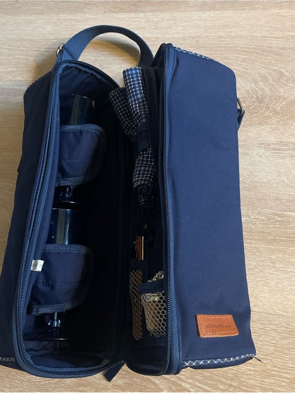 Vintage EDDIE BAUER Insulated Wine Bag Carrier Picnic Set - Picture 2 of 9